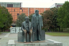 Nr.01c_72_Marx-Engels-Denkmal 28.9.2004