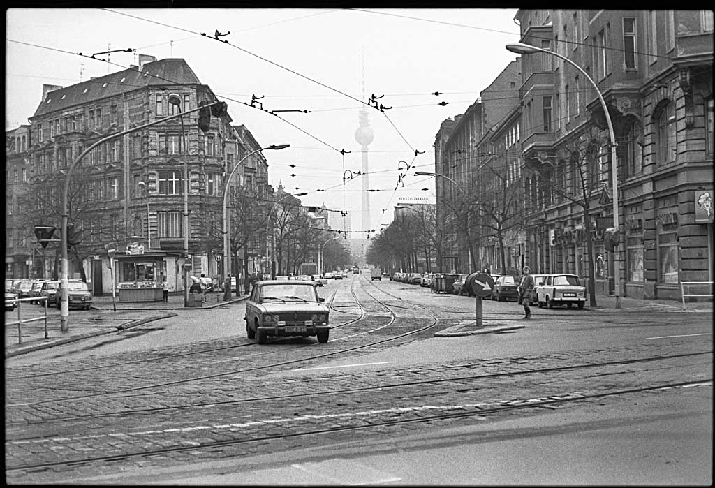 Nr01-071_Oranienburgerstraße28.12.1987
