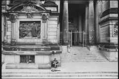 Nr01-058_Lustgarten-am-Dom-8.5.1994