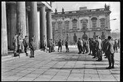 Nr01-066_Neue-Wache-23.2.1987