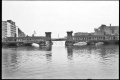 Nr01-068_Oberbaumbrücke-16.5.1993