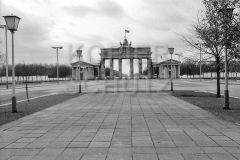 Nr03-02_11.11.1985-Brandenburger-Tor-Ostseite-