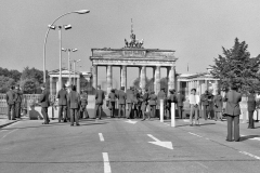 Nr03-08_1987-Brandenburger-Tor-Ostseite-US-Armee-