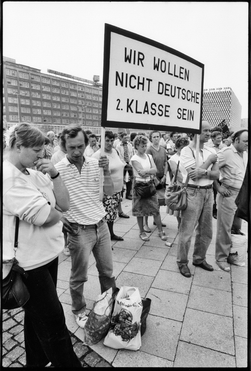 Nr07-013_Alexanderplatz-15.08.1990