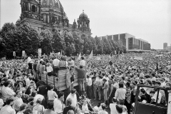 Nr07-034_PDS Demonstration im Lustgarten_02.06.1990