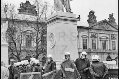 Nr07-045_Unter-den-Linden-18.04.1993
